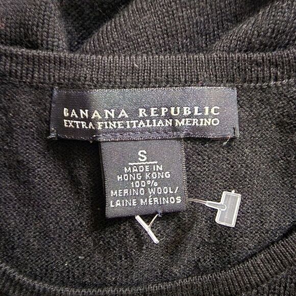 Banana Republic Black Extra Fine Italian Merino Wool Sweater (S) - Picture 5 of 5
